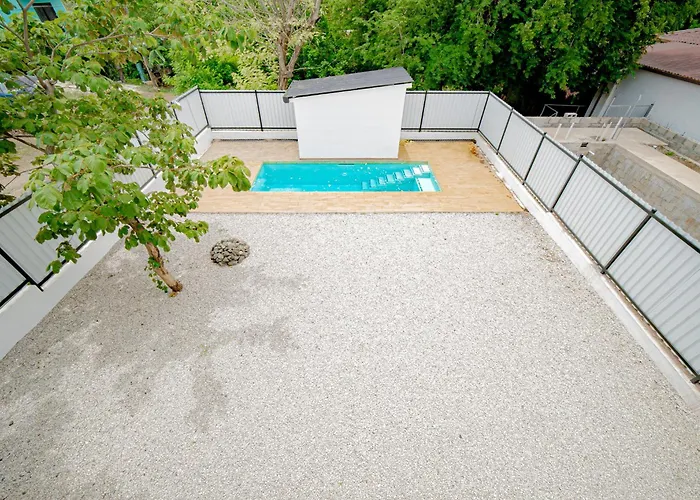Hills Villa *